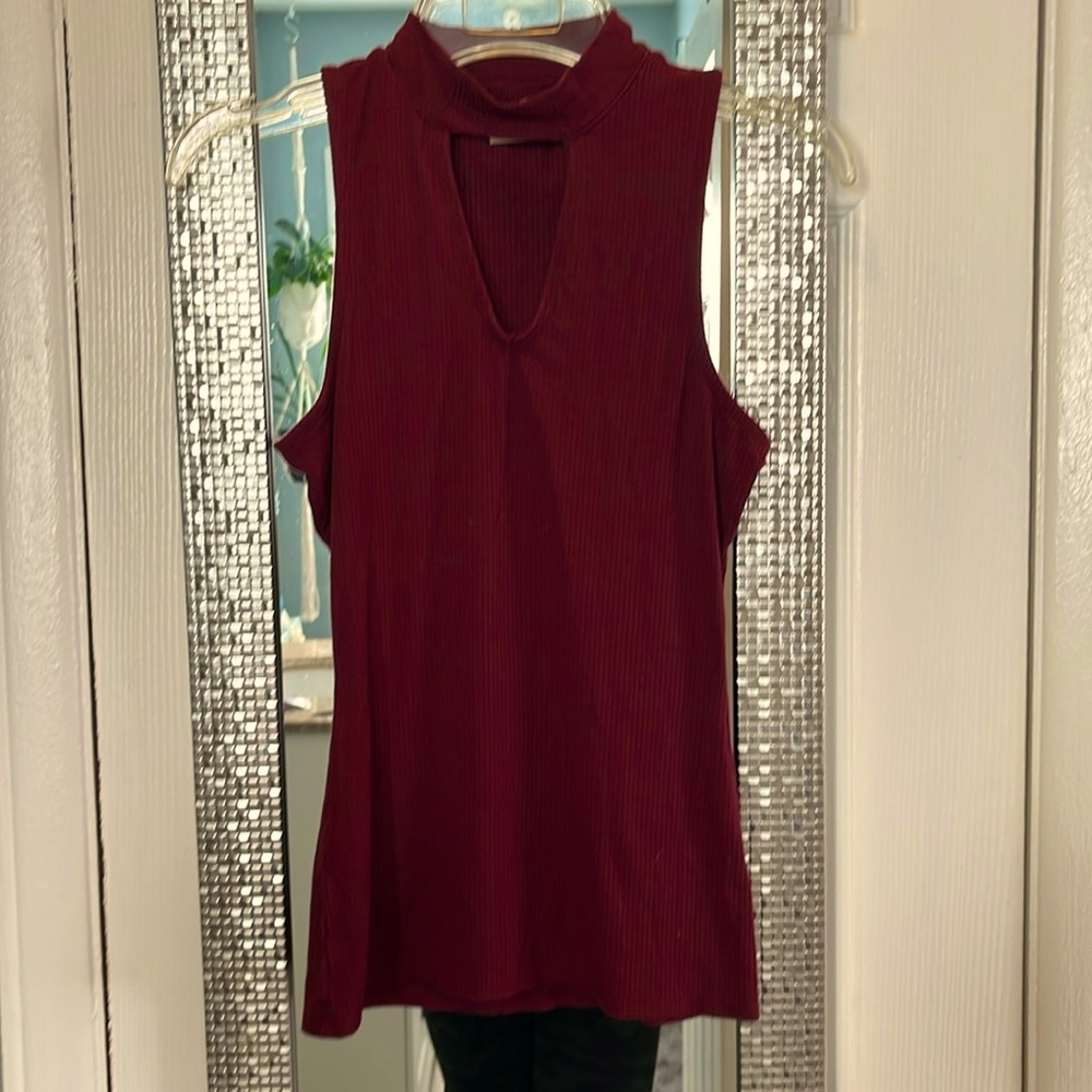 ⭐️Hollister⭐️ Women’s tank top